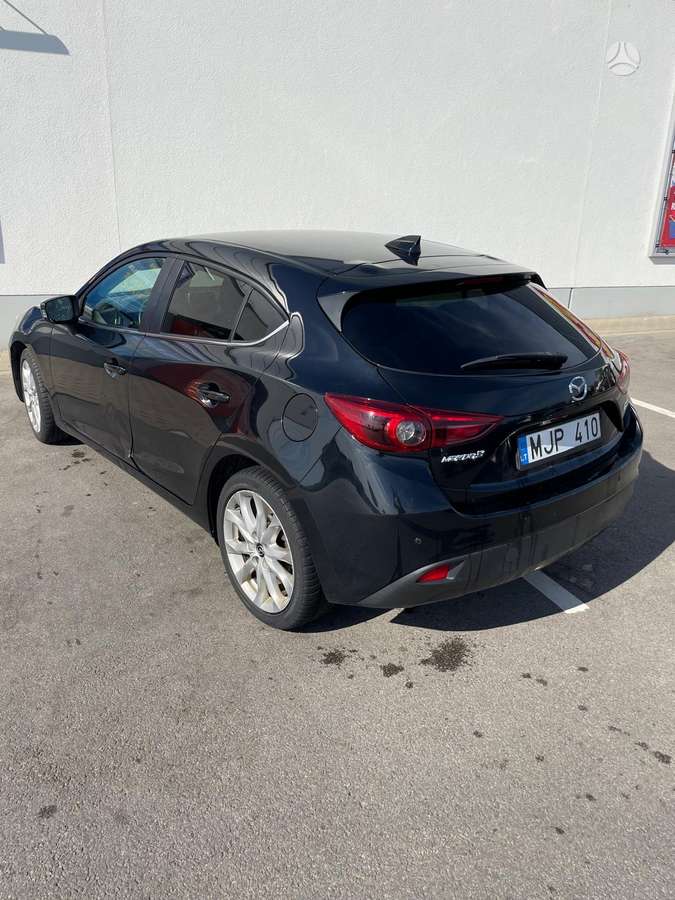 Mazda 3, 1.5 l., hatchback