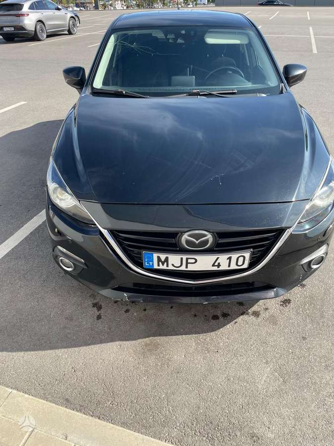 Mazda 3, 1.5 l., Хэтчбек