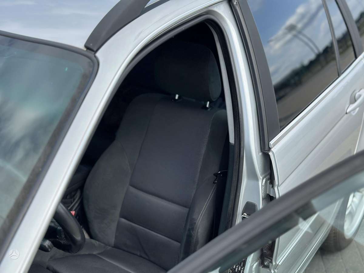 BMW 330, 3.0 l., wagon