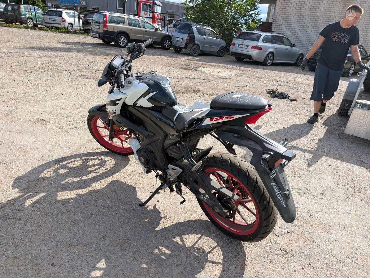 Suzuki GSX-S, superbikes