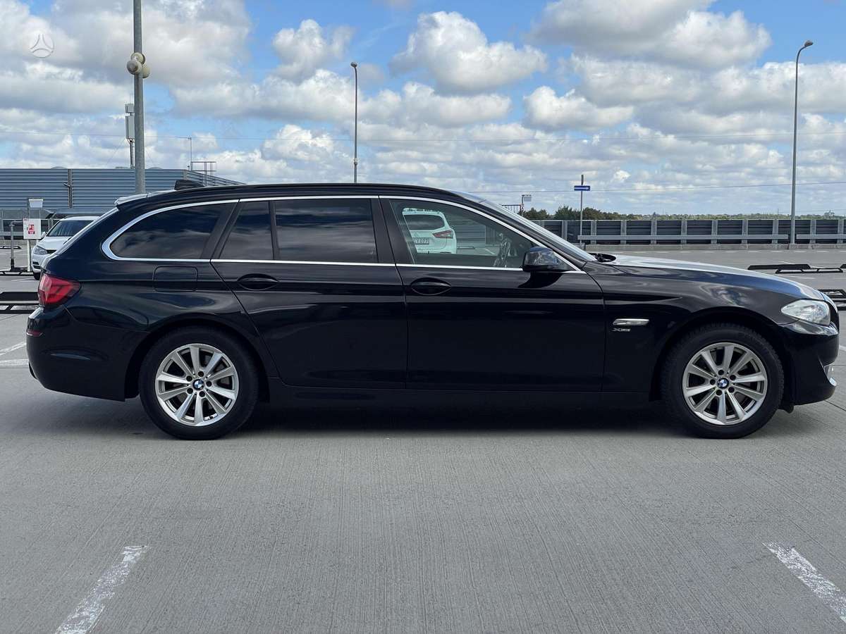 BMW 525, 2.0 l., wagon