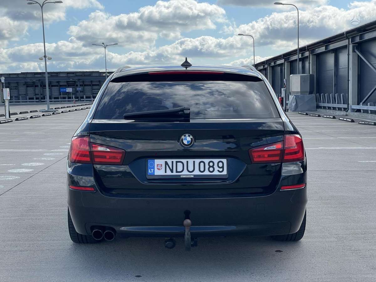 BMW 525, 2.0 l., Универсал