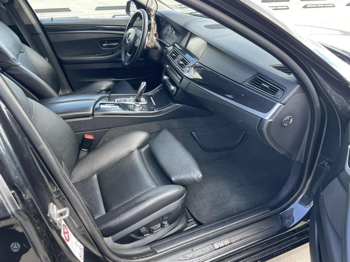 BMW 525, 2.0 l., Универсал