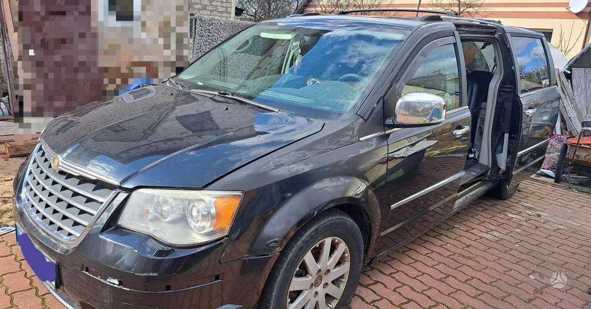 Chrysler Grand Voyager dalimis