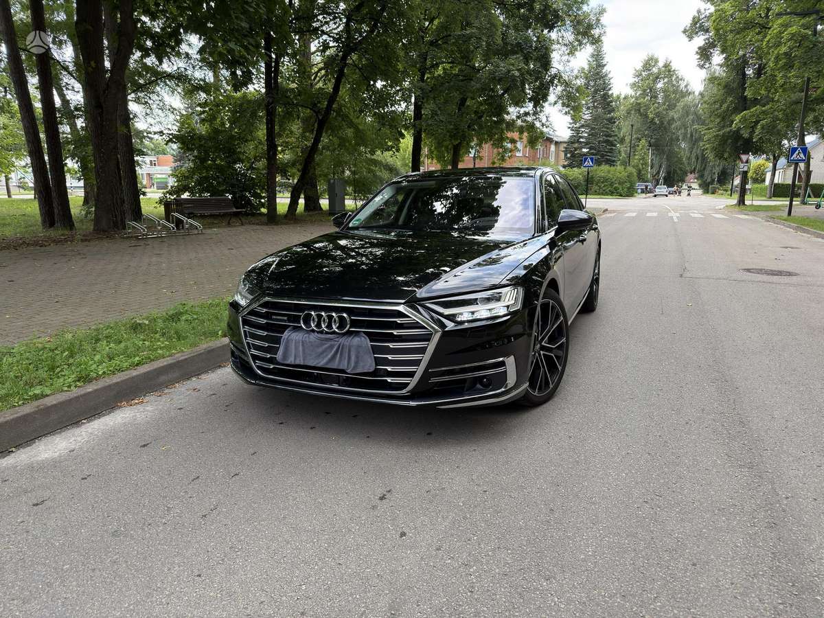 Audi A8, 3.0 l., Седан