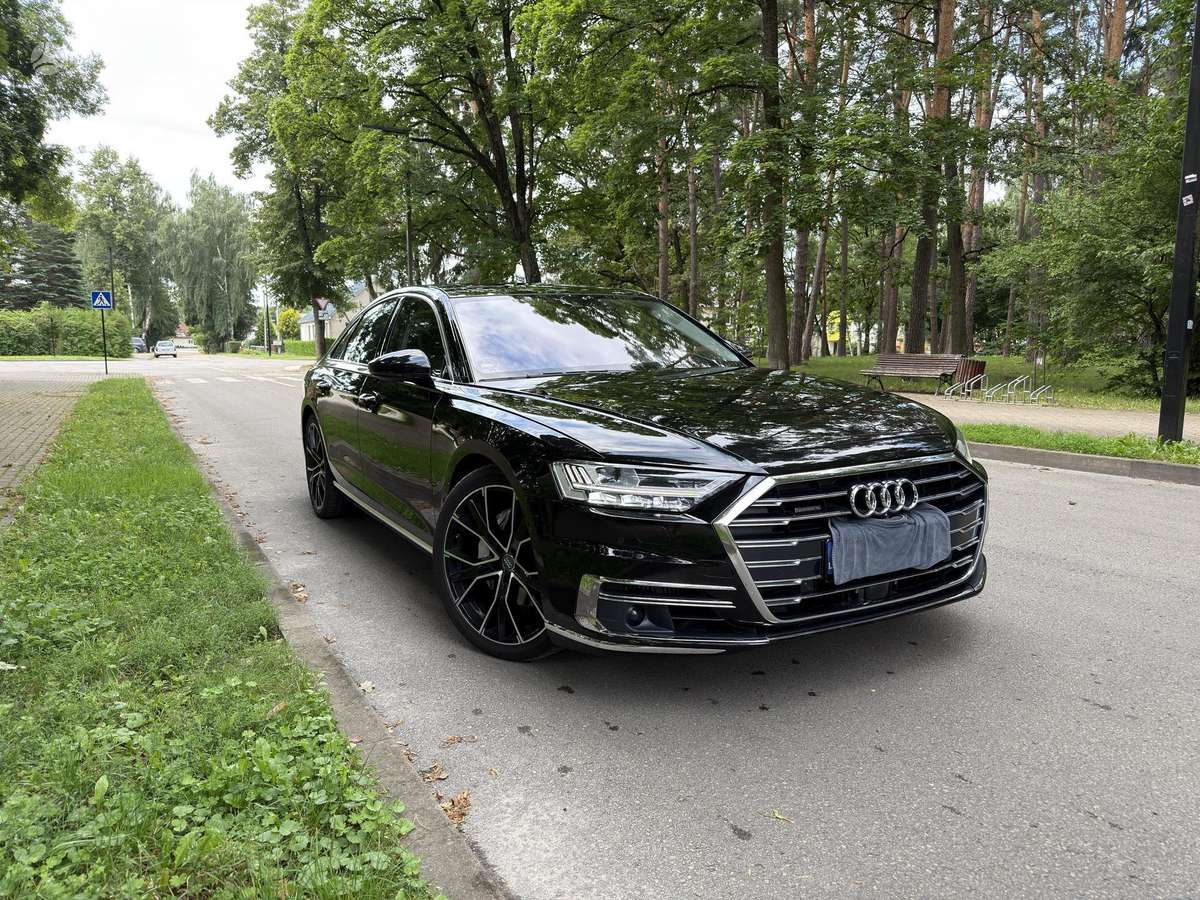 Audi A8, 3.0 l., Седан