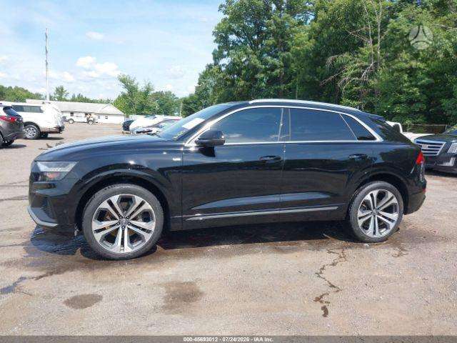 Audi Q8, Внедорожник / Кроссовер