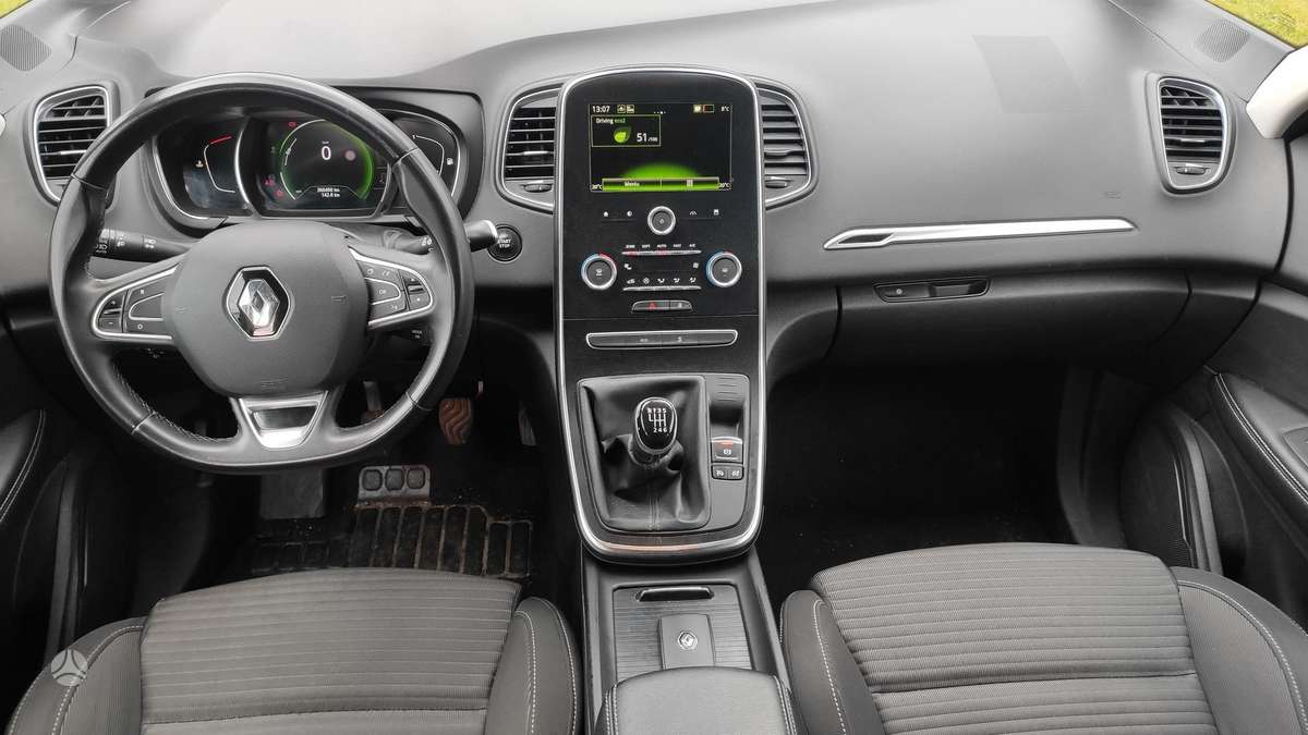 Renault Grand Scenic - 5