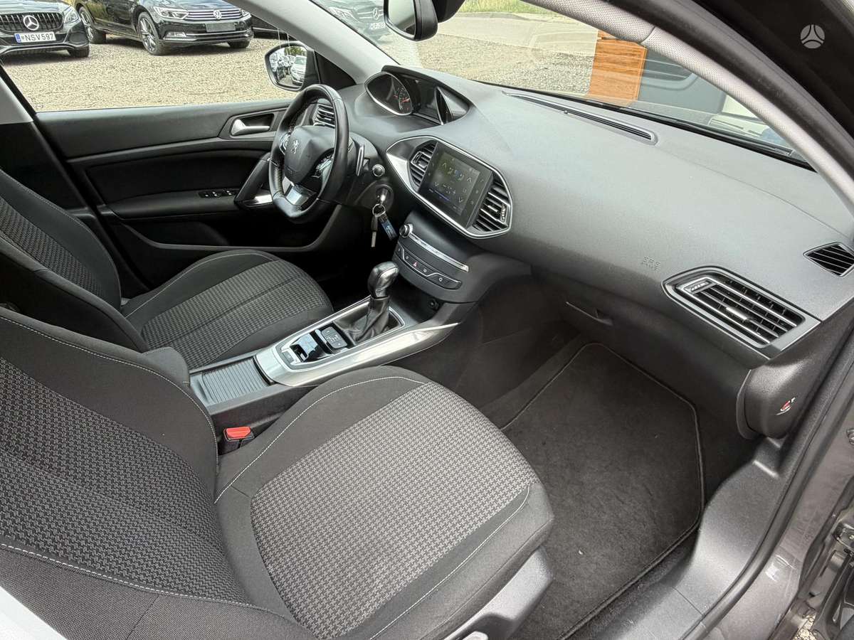 Peugeot 308, 1.5 l., Универсал
