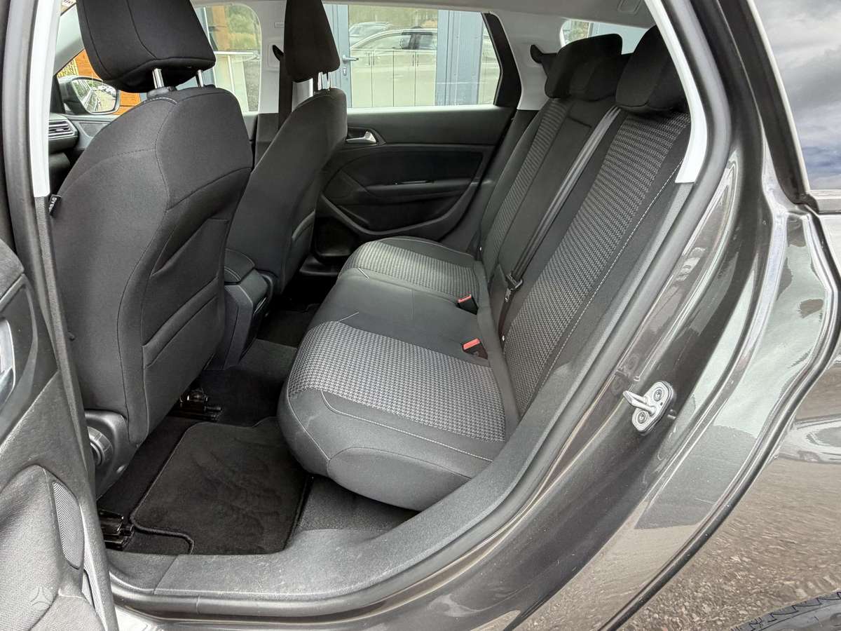 Peugeot 308, 1.5 l., Универсал