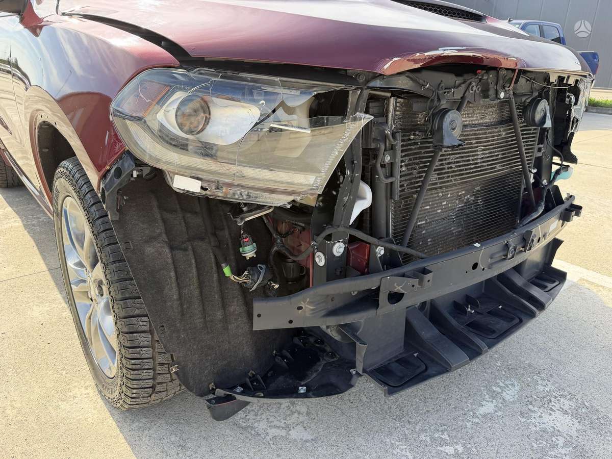 Dodge Durango, 5.7 l., off-road / crossover