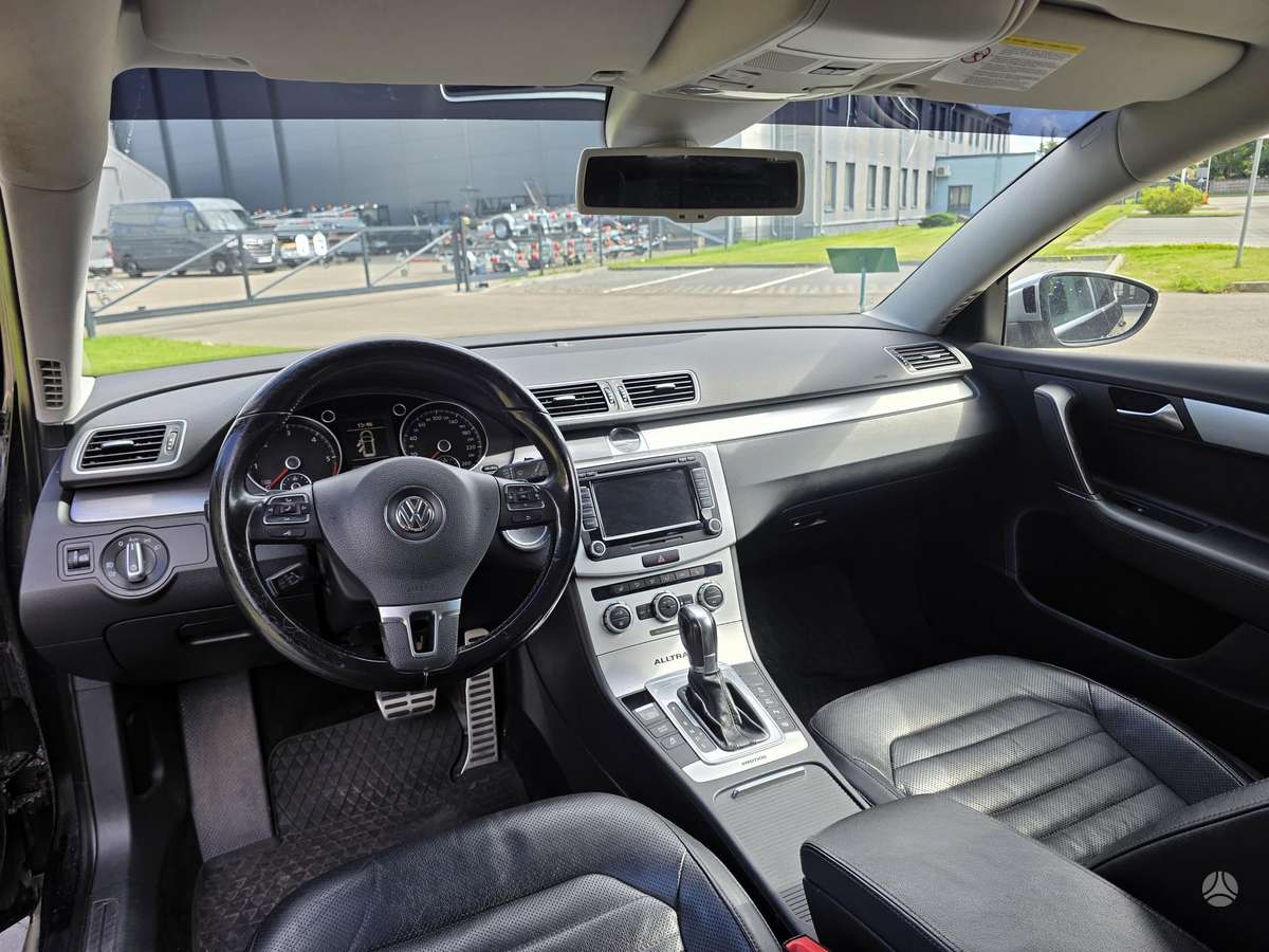 Volkswagen Passat Alltrack - 8