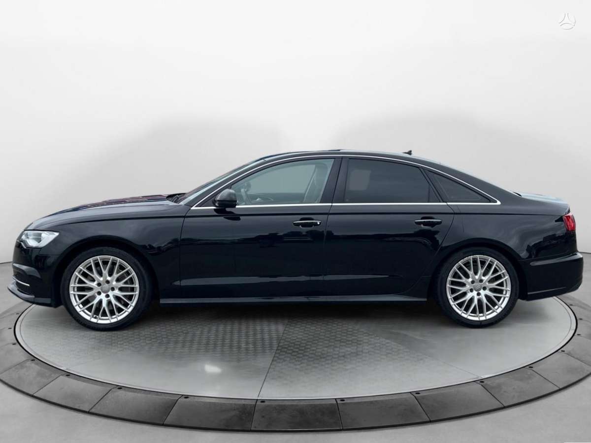 Audi A6, 2.0 l., Седан