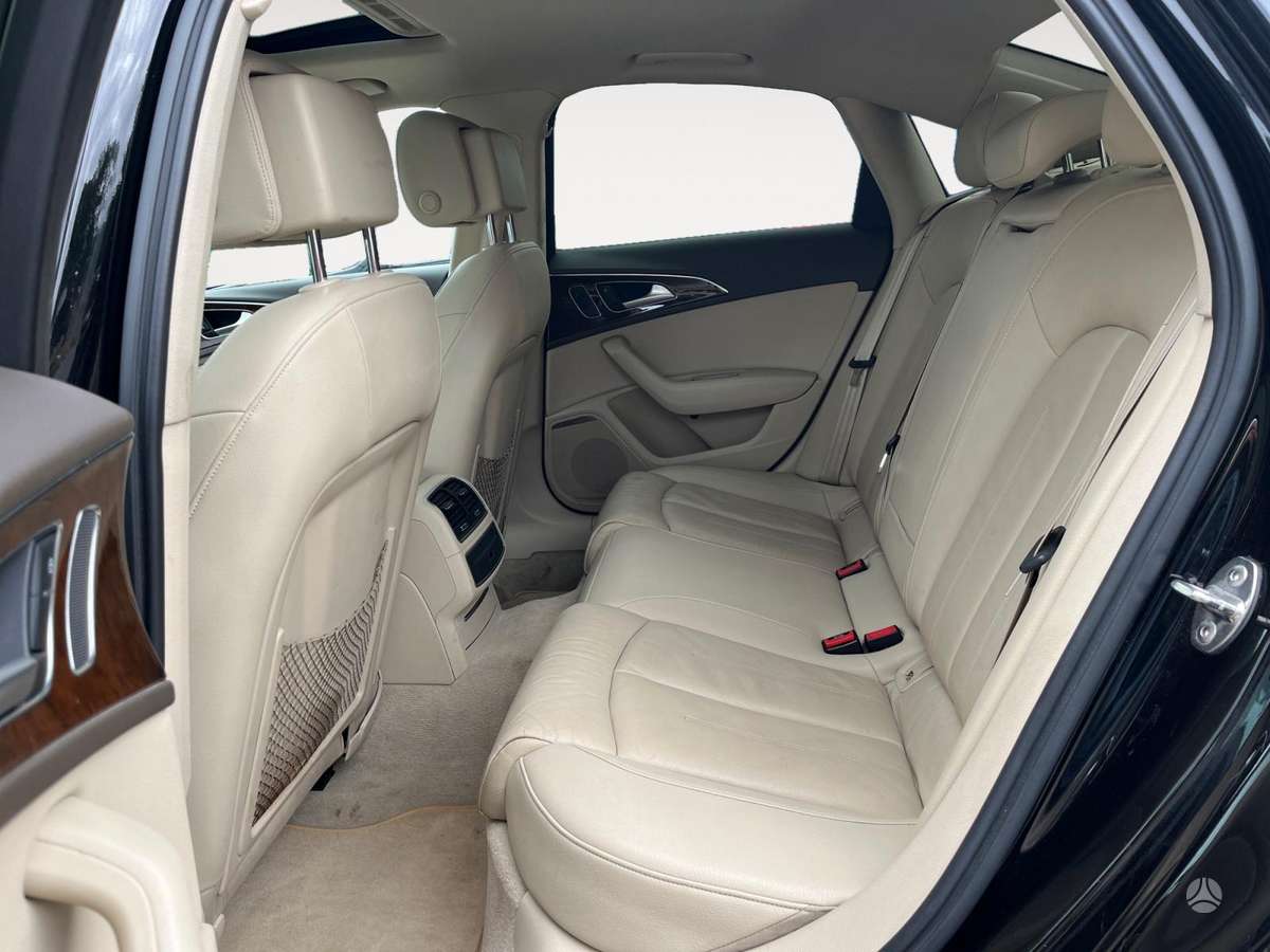 Audi A6, 2.0 l., Седан