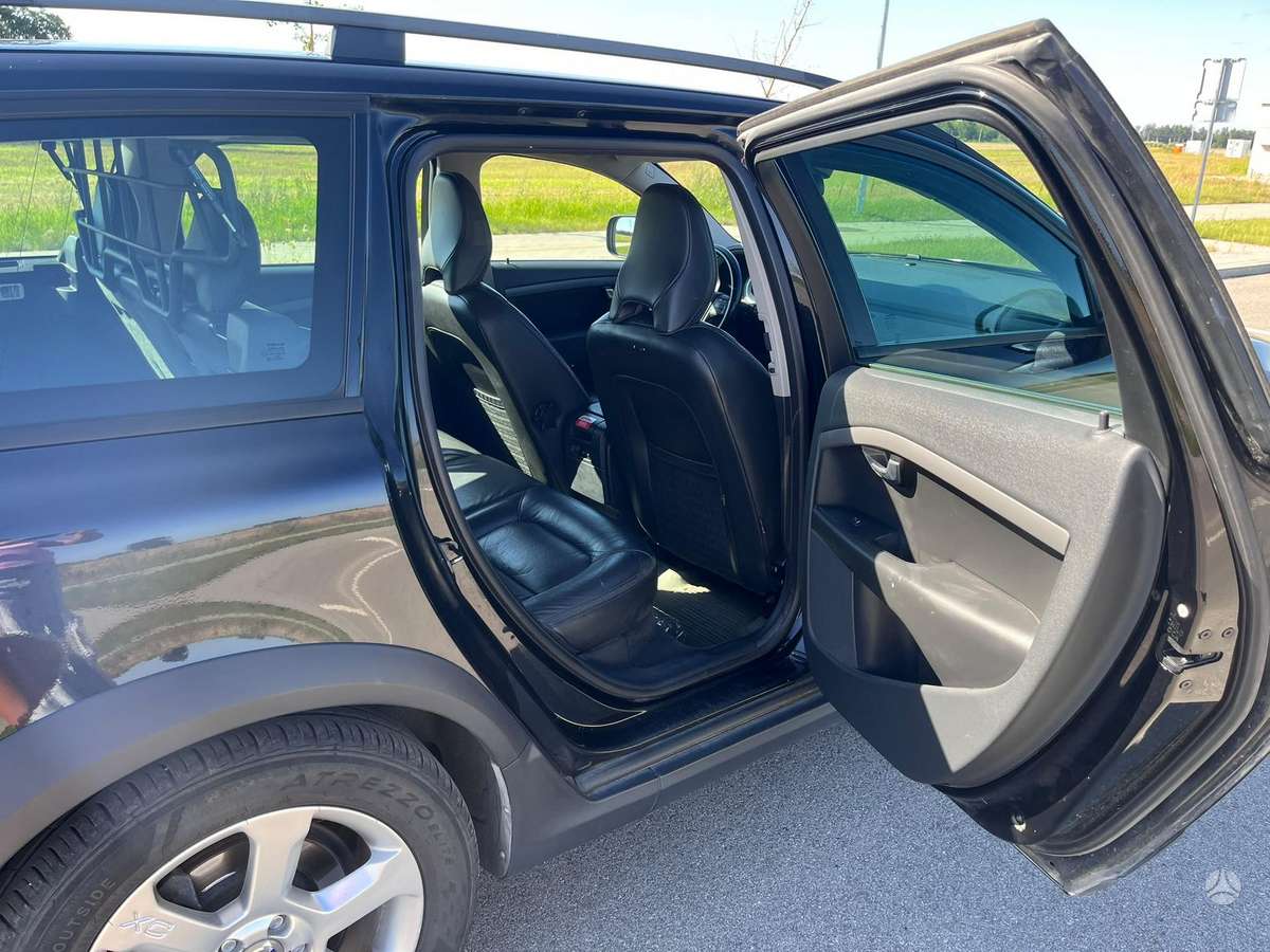 Volvo XC70, 2.4 l., Универсал