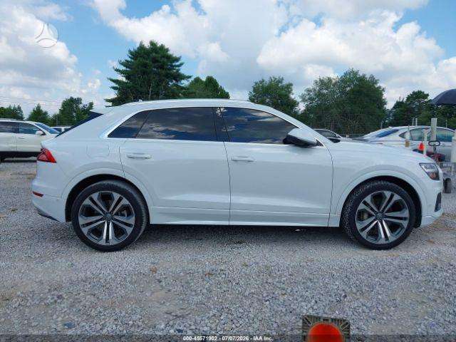 Audi Q8, Внедорожник / Кроссовер