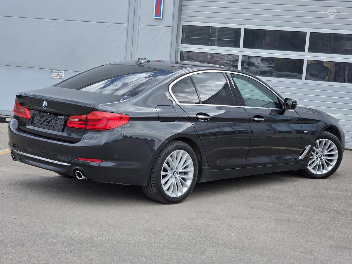 BMW 520, 2.0 l., Седан