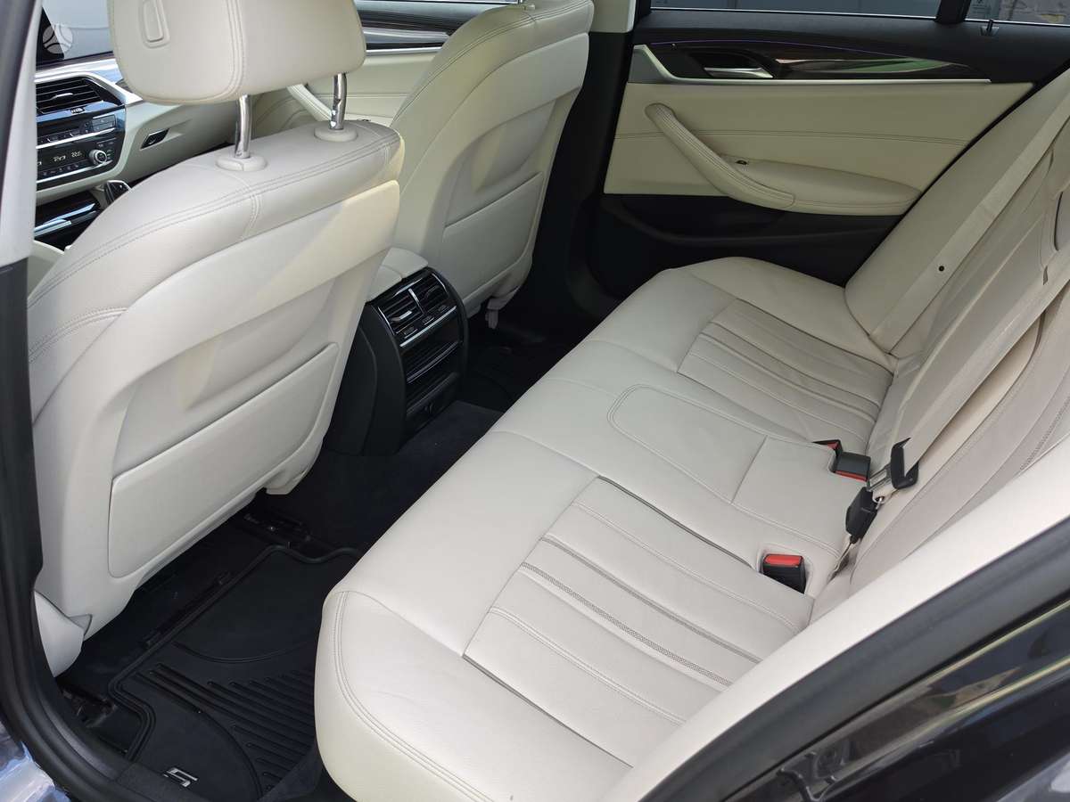BMW 520, 2.0 l., Седан