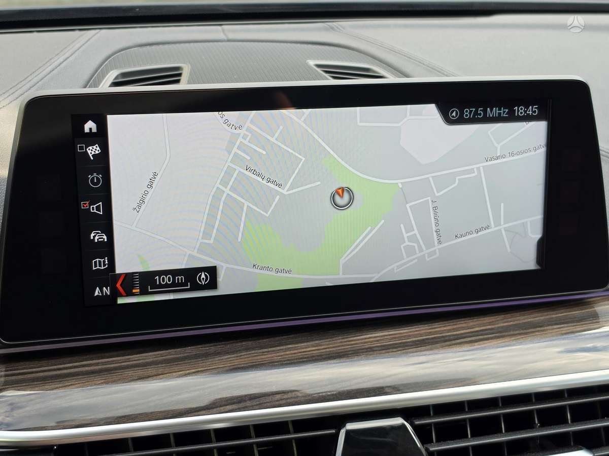 BMW 520, 2.0 l., Седан