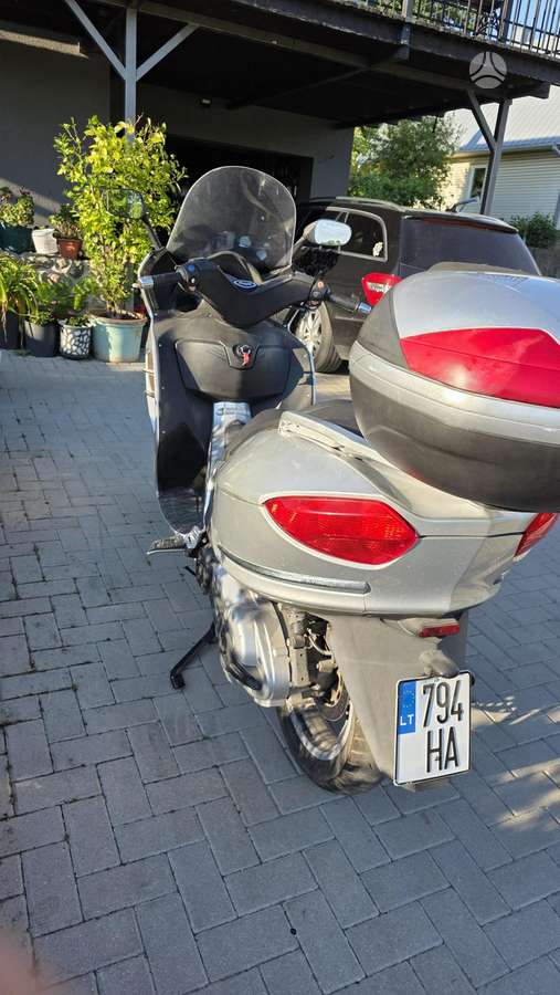 Malaguti Spidermax, scooters / mopeds