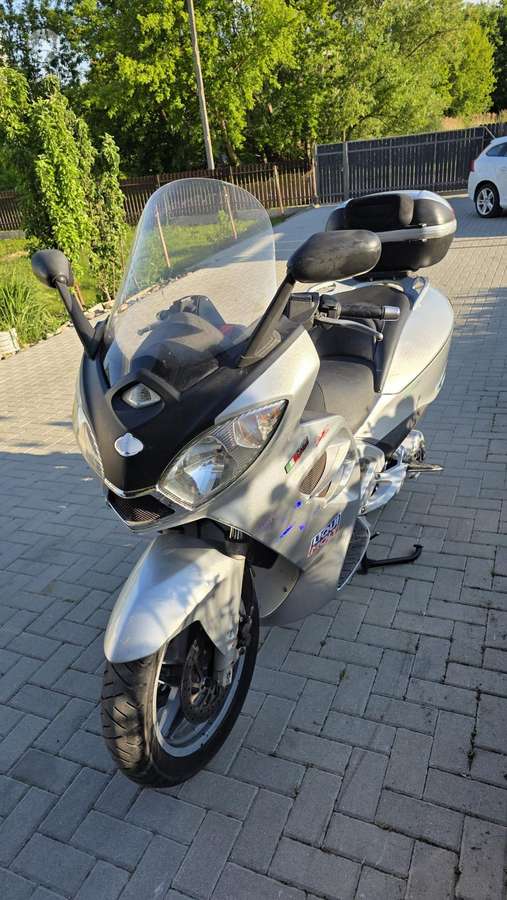 Malaguti Spidermax, scooters / mopeds