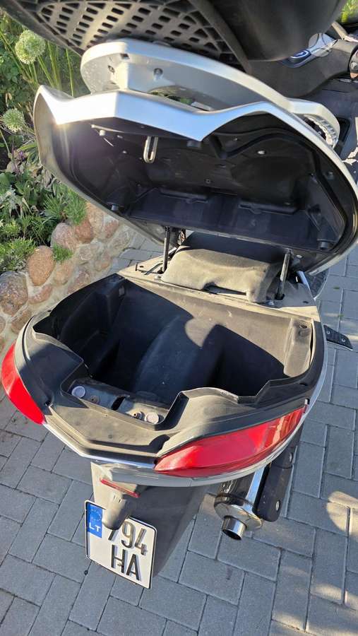 Malaguti Spidermax, scooters / mopeds