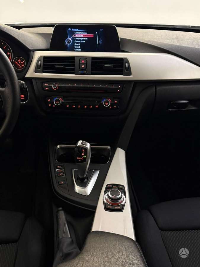 BMW 320, 2.0 l., Седан