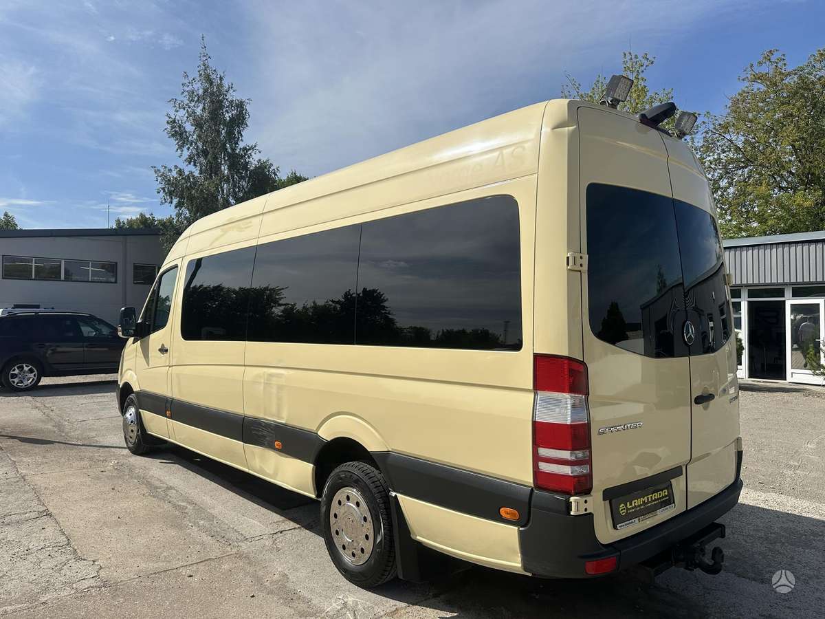Mercedes-Benz Sprinter, passenger minibus