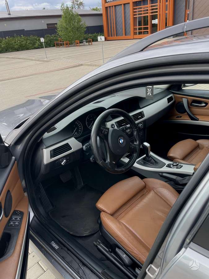 BMW 320, 2.0 l., Универсал