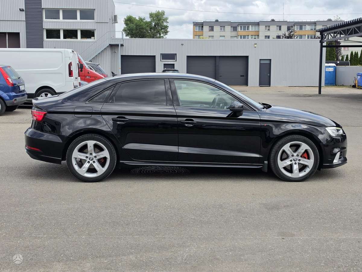 Audi A3, 2.0 l., Седан
