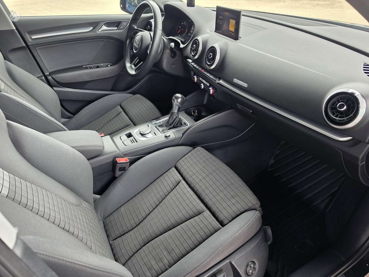 Audi A3, 2.0 l., Седан