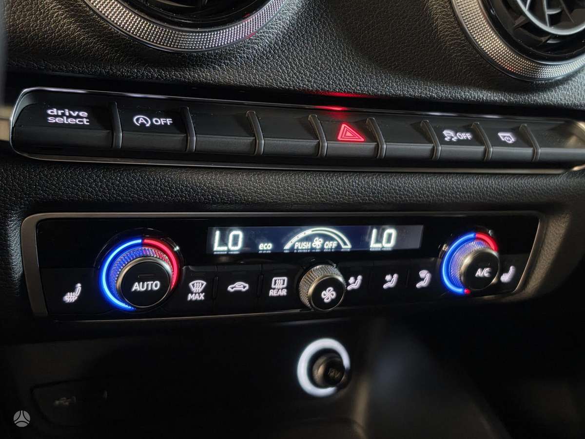 Audi A3, 2.0 l., Седан