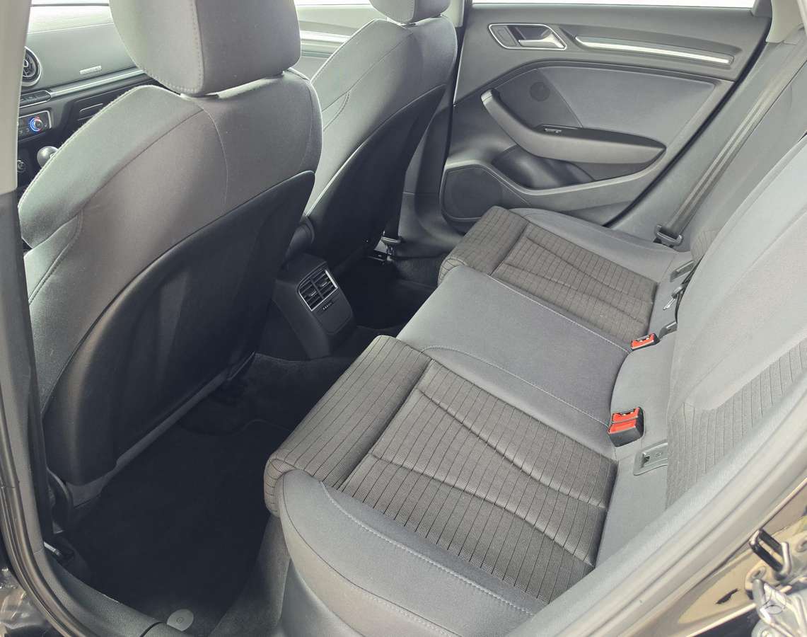 Audi A3, 2.0 l., Седан