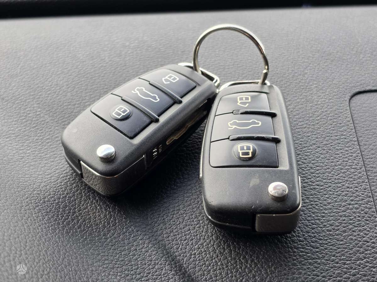 Audi A3, 2.0 l., Седан
