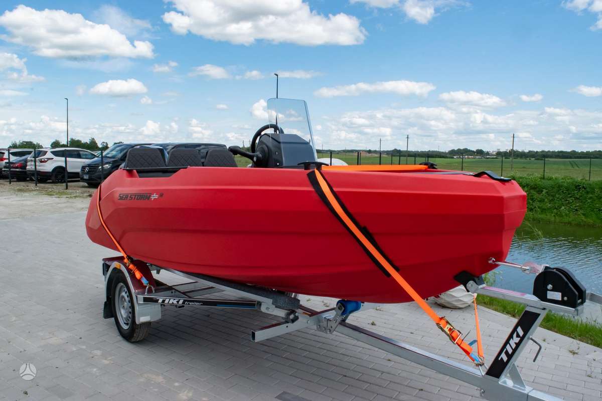 SeaStorm 12 Advantage, yachts / cruisers