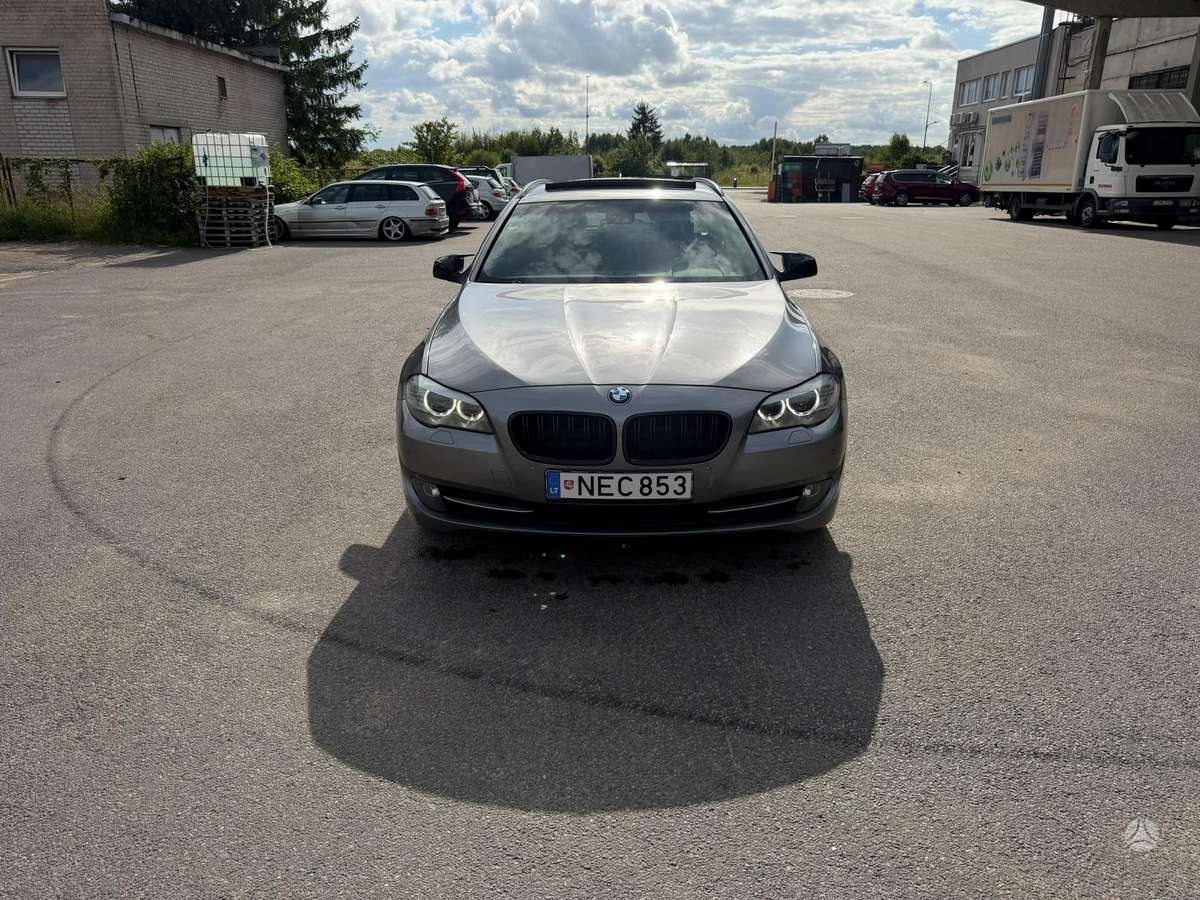BMW 520, 2.0 l., Универсал