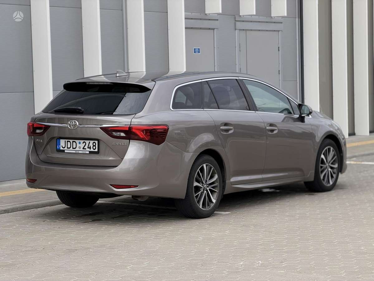Toyota Avensis, 2.0 l., Универсал
