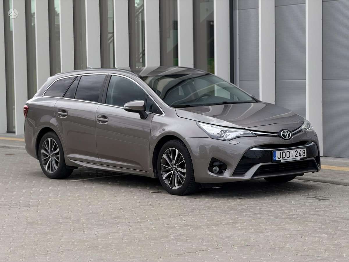Toyota Avensis, 2.0 l., Универсал