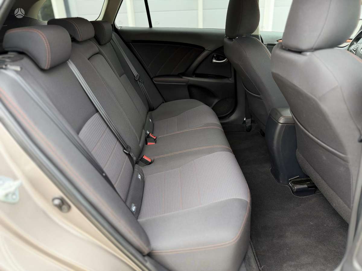 Toyota Avensis, 2.0 l., Универсал