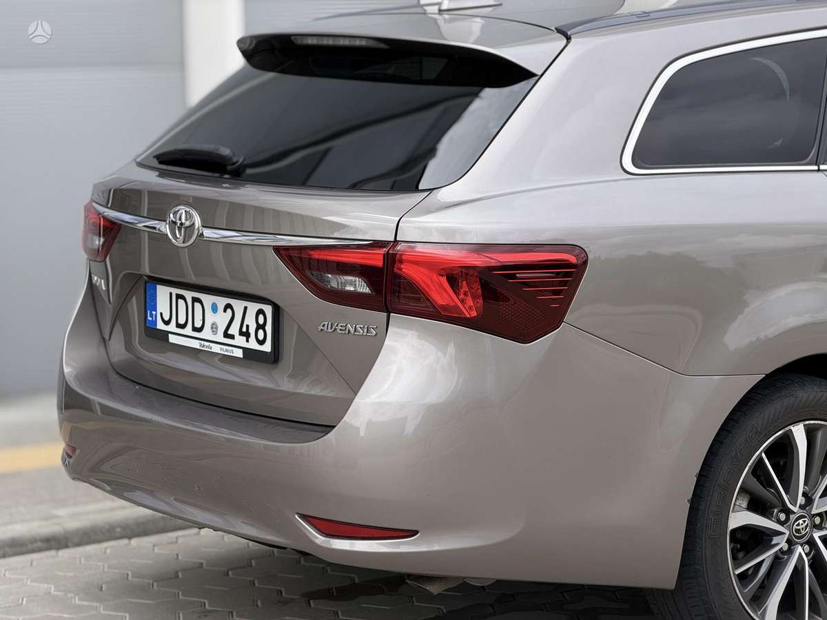 Toyota Avensis, 2.0 l., Универсал