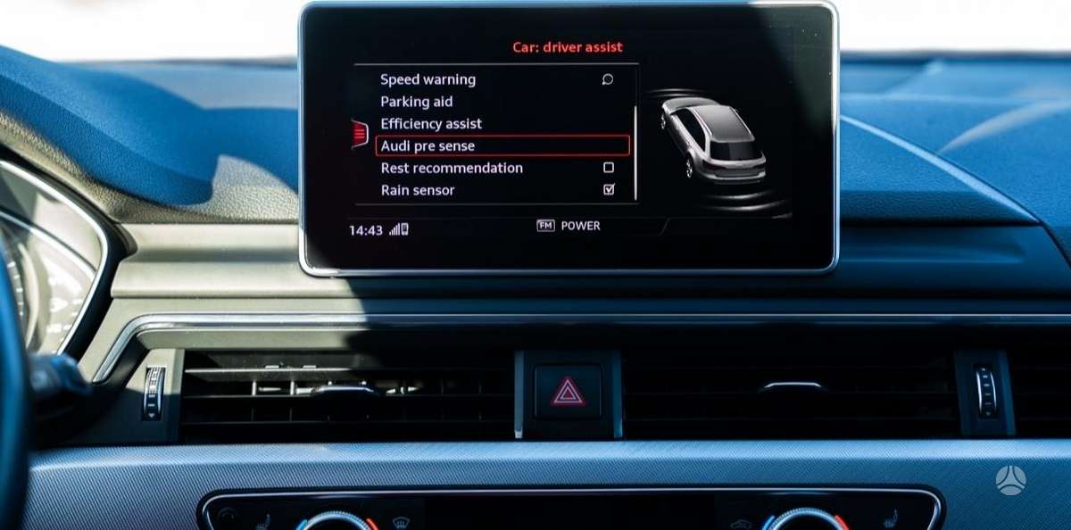 Audi A4, 3.0 l., universalas