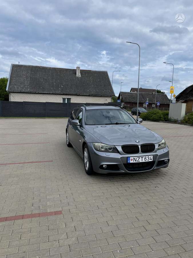 BMW 320, 2.0 l., wagon