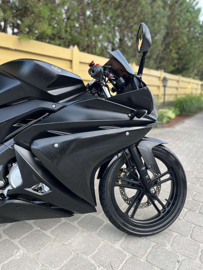 Yamaha YZF 125cc, superbikes