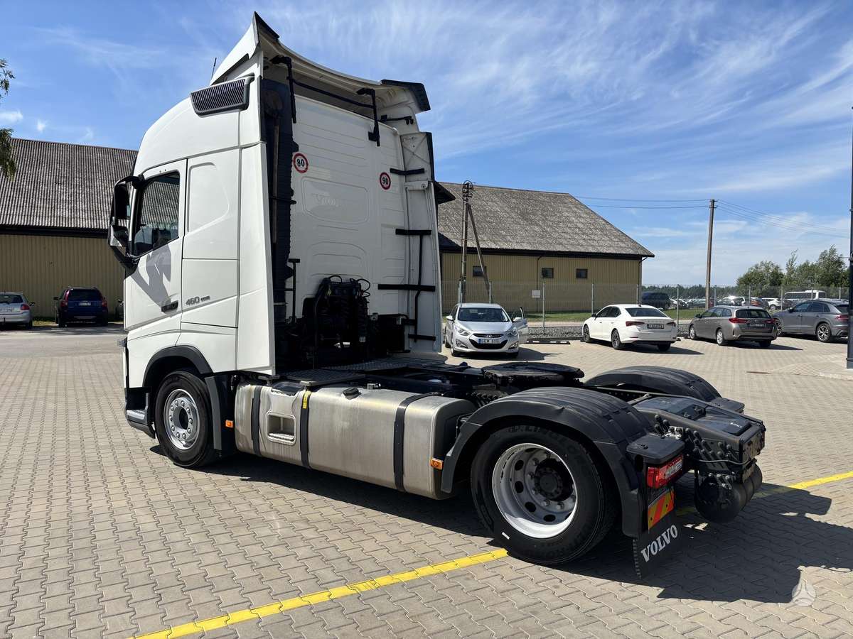 Volvo FH 460, double sleeper