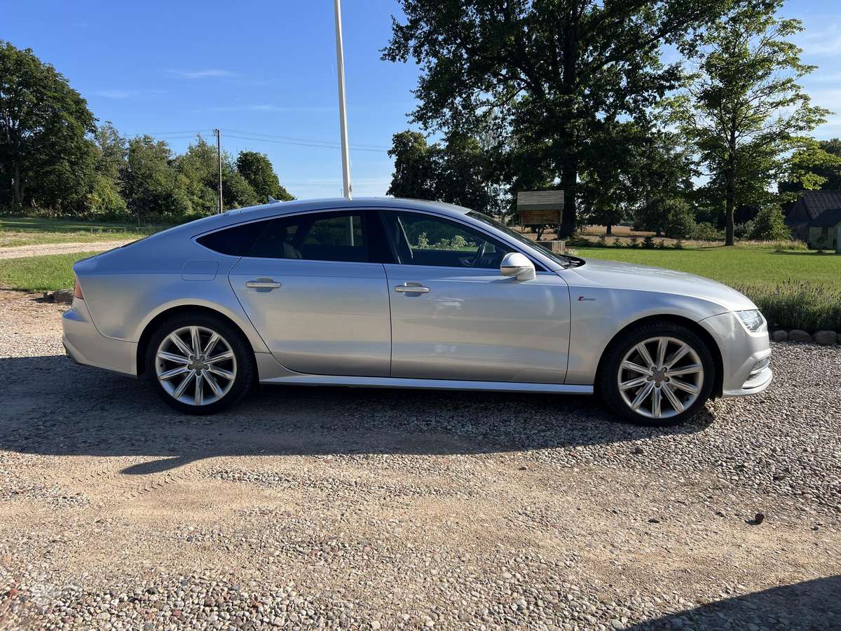 Audi A7, 3.0 l., hatchback