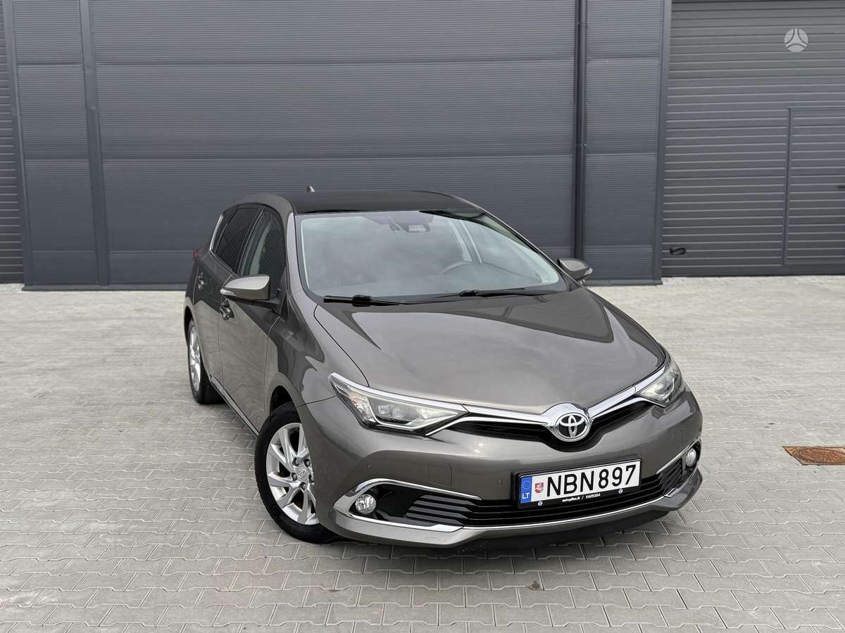 Toyota Auris, 1.6 l., hatchback
