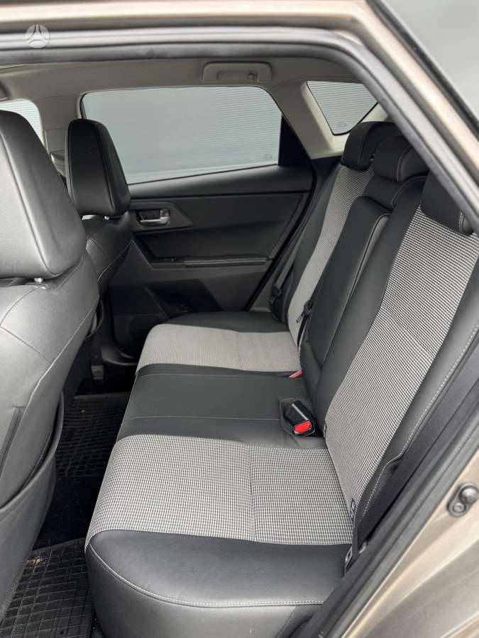 Toyota Auris, 1.6 l., hatchback