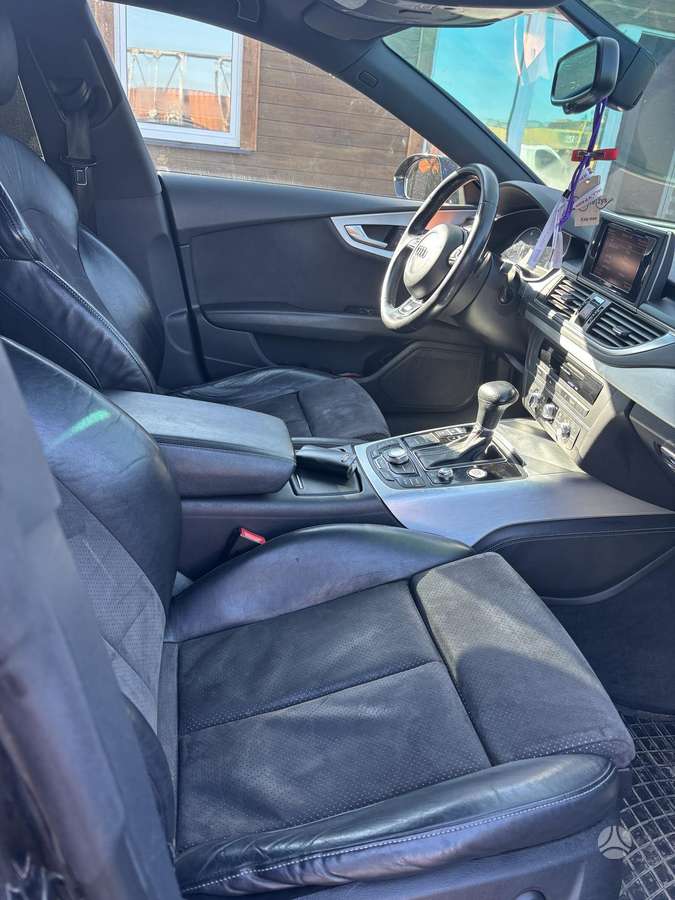 Audi A7, 3.0 l., Седан