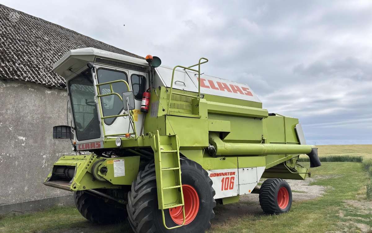 Claas 106, combine harvesters