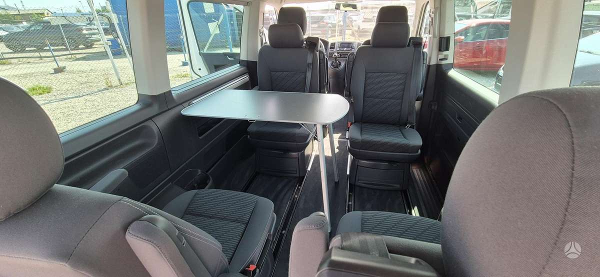 Volkswagen Multivan, 2.0 l., Минивэн